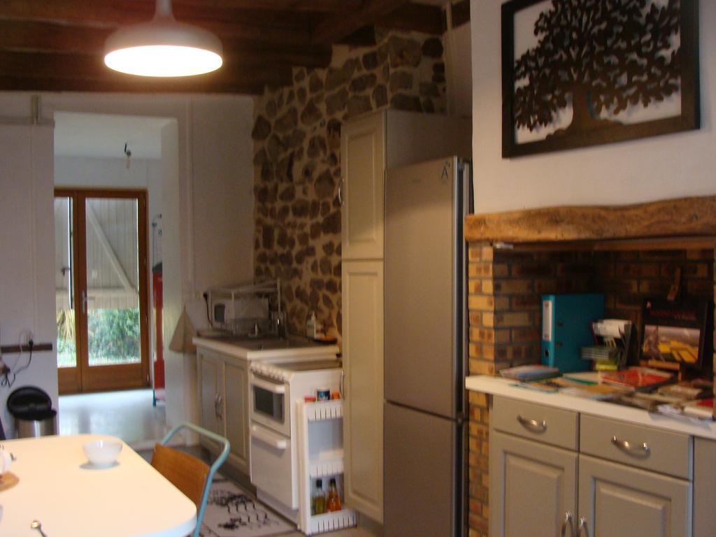La Cerisaie Villa Ferreux Bagian luar foto